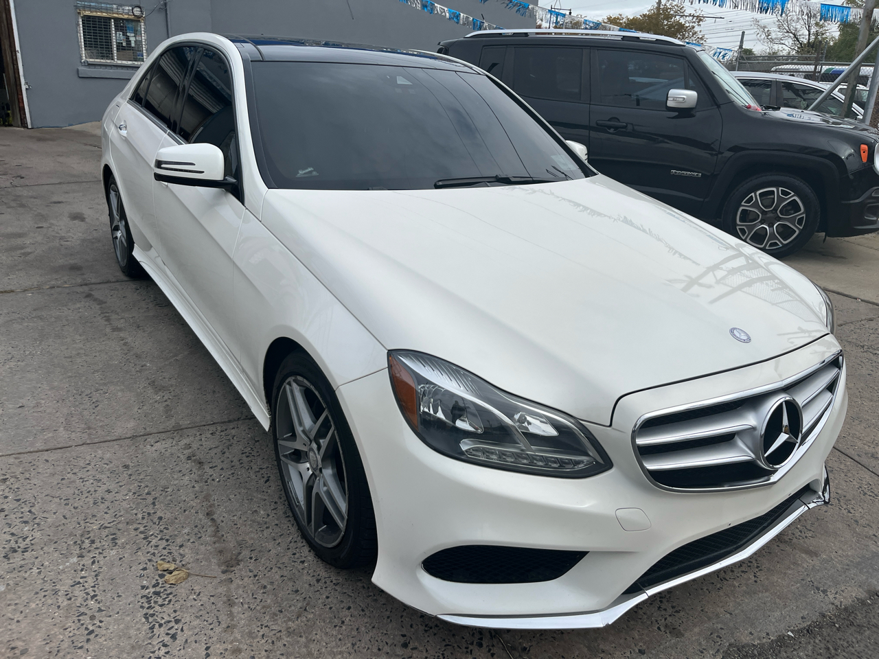 Mercedes-Benz E-Class 4dr Sdn E 350 Sport 4MATIC 2015 Mercedes-Benz E-Class 4dr Sdn E 350 Sport 4MATIC 2015