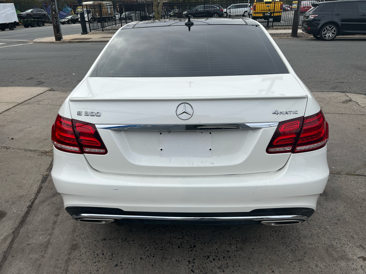 Mercedes-Benz E-Class 4dr Sdn E 350 Sport 4MATIC 2015 Mercedes-Benz E-Class 4dr Sdn E 350 Sport 4MATIC 2015