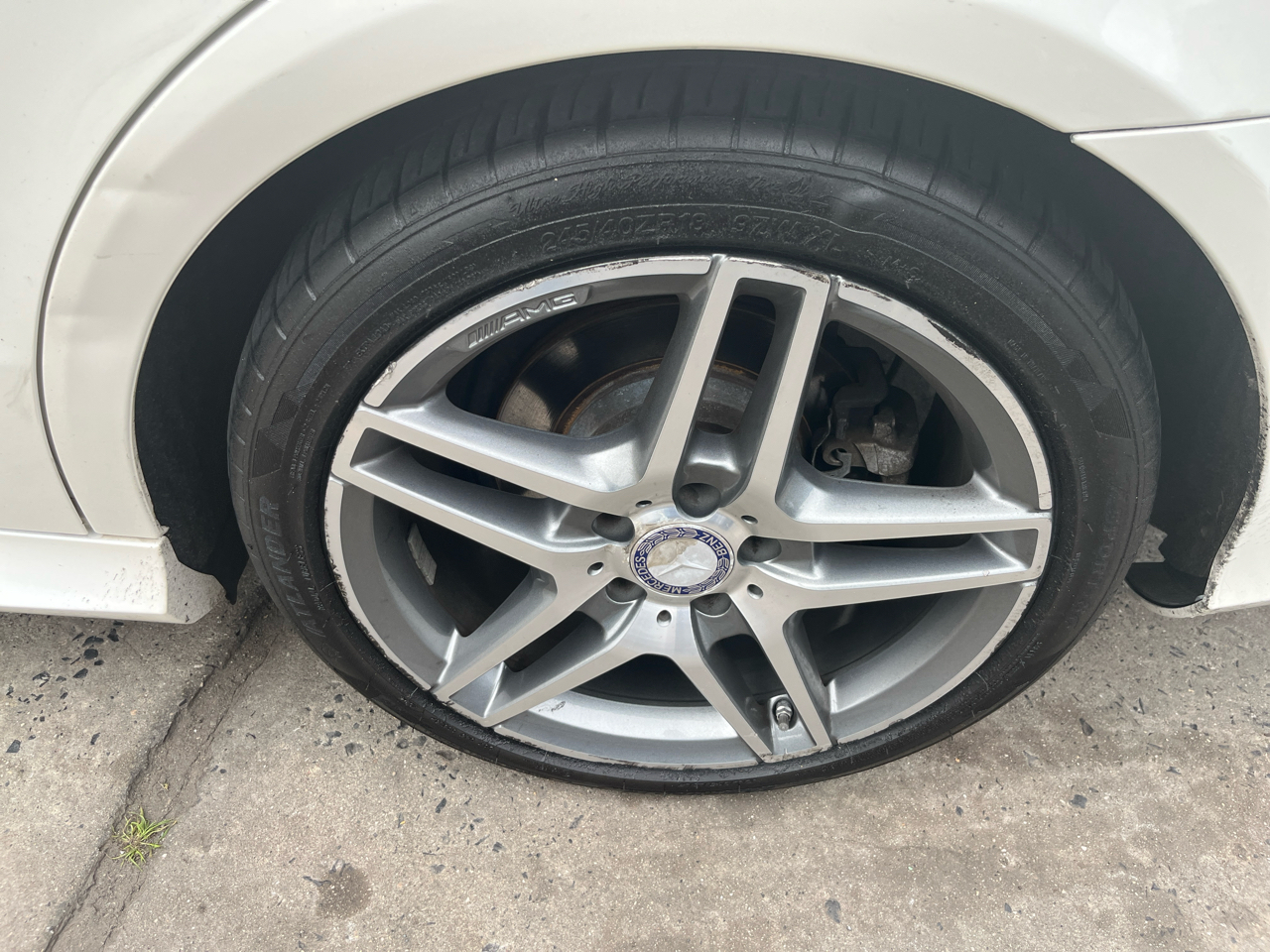 Mercedes-Benz E-Class 4dr Sdn E 350 Sport 4MATIC 2015 Mercedes-Benz E-Class 4dr Sdn E 350 Sport 4MATIC 2015