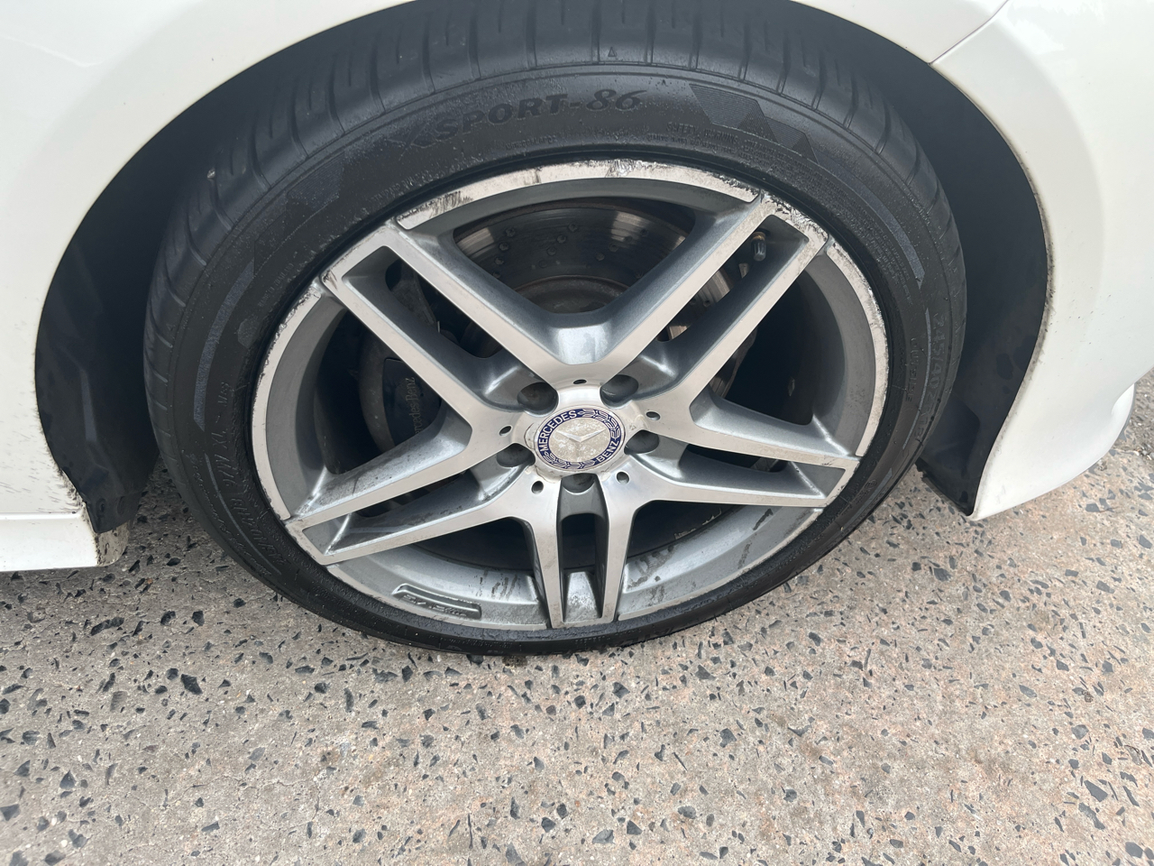 Mercedes-Benz E-Class 4dr Sdn E 350 Sport 4MATIC 2015 Mercedes-Benz E-Class 4dr Sdn E 350 Sport 4MATIC 2015