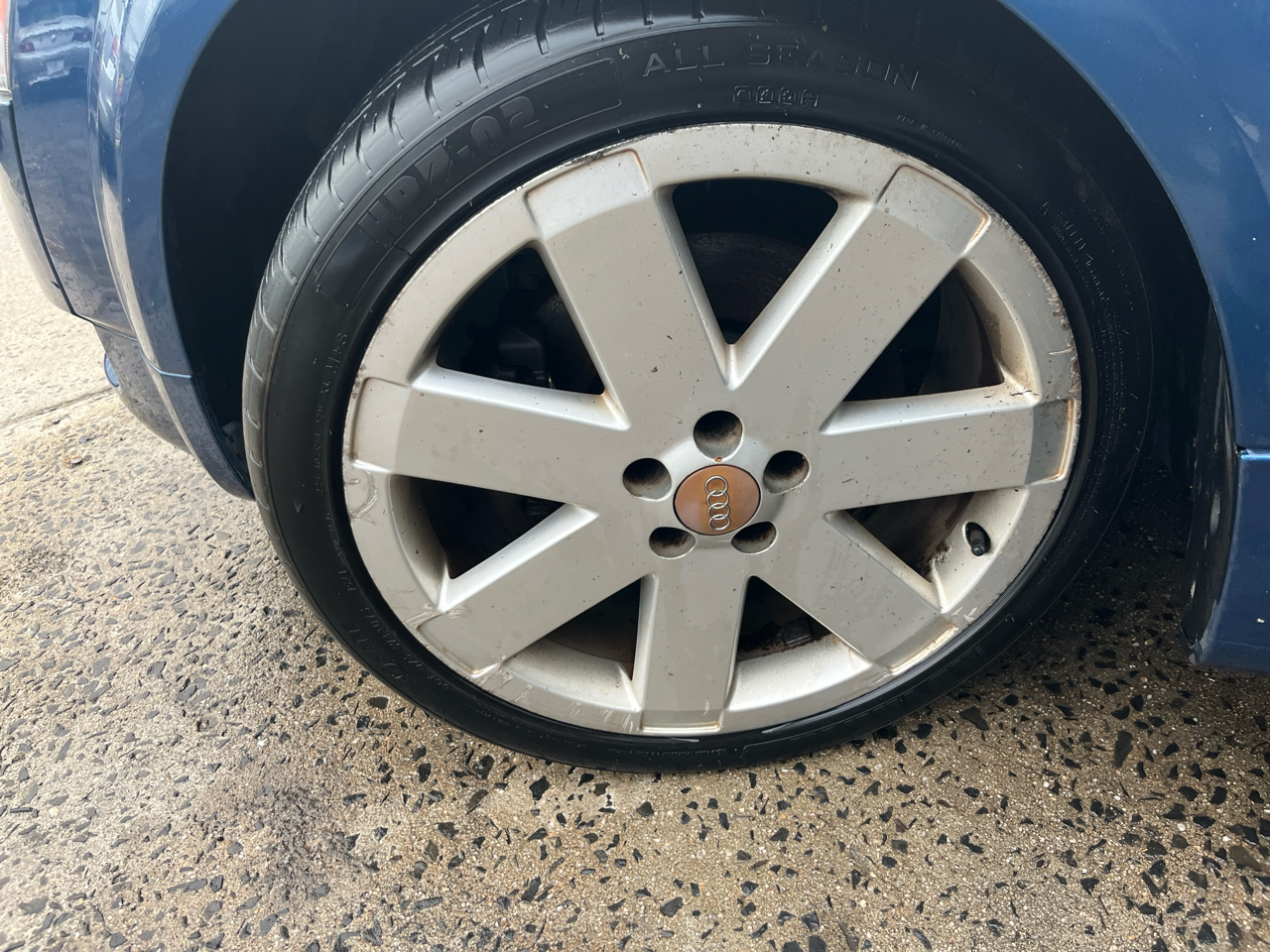 Audi TT 2dr Roadster Auto 2004 Audi TT 2dr Roadster Auto 2004