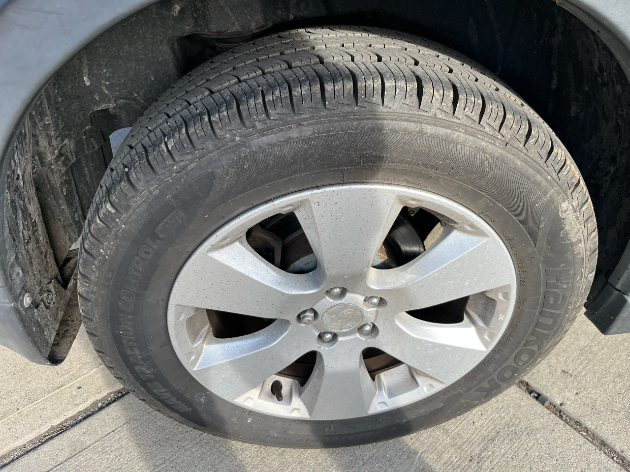 Subaru Outback 4dr Wgn H4 Auto 2.5i Premium 2012