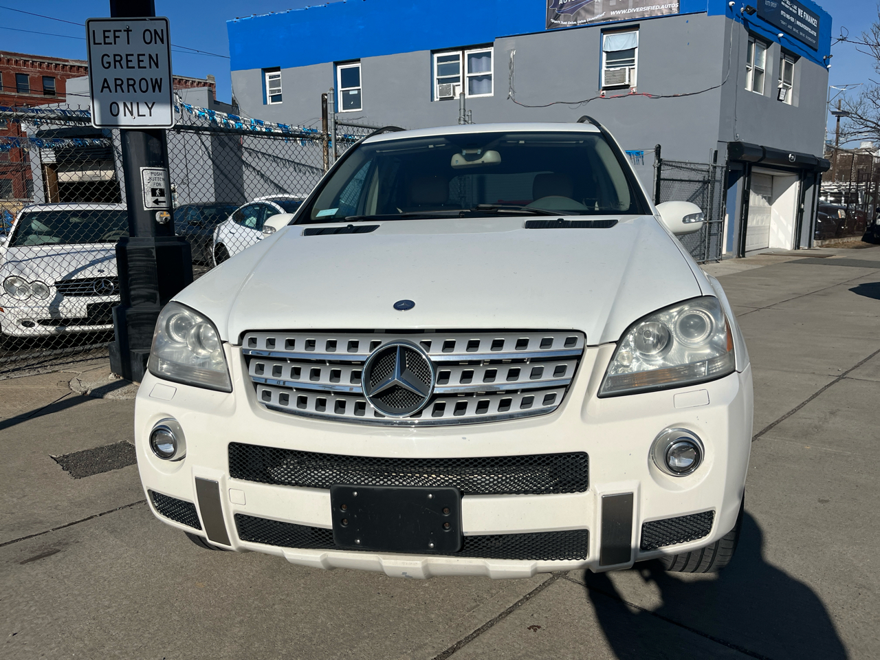 Mercedes-Benz M-Class 4MATIC 4dr 5.5L 2008