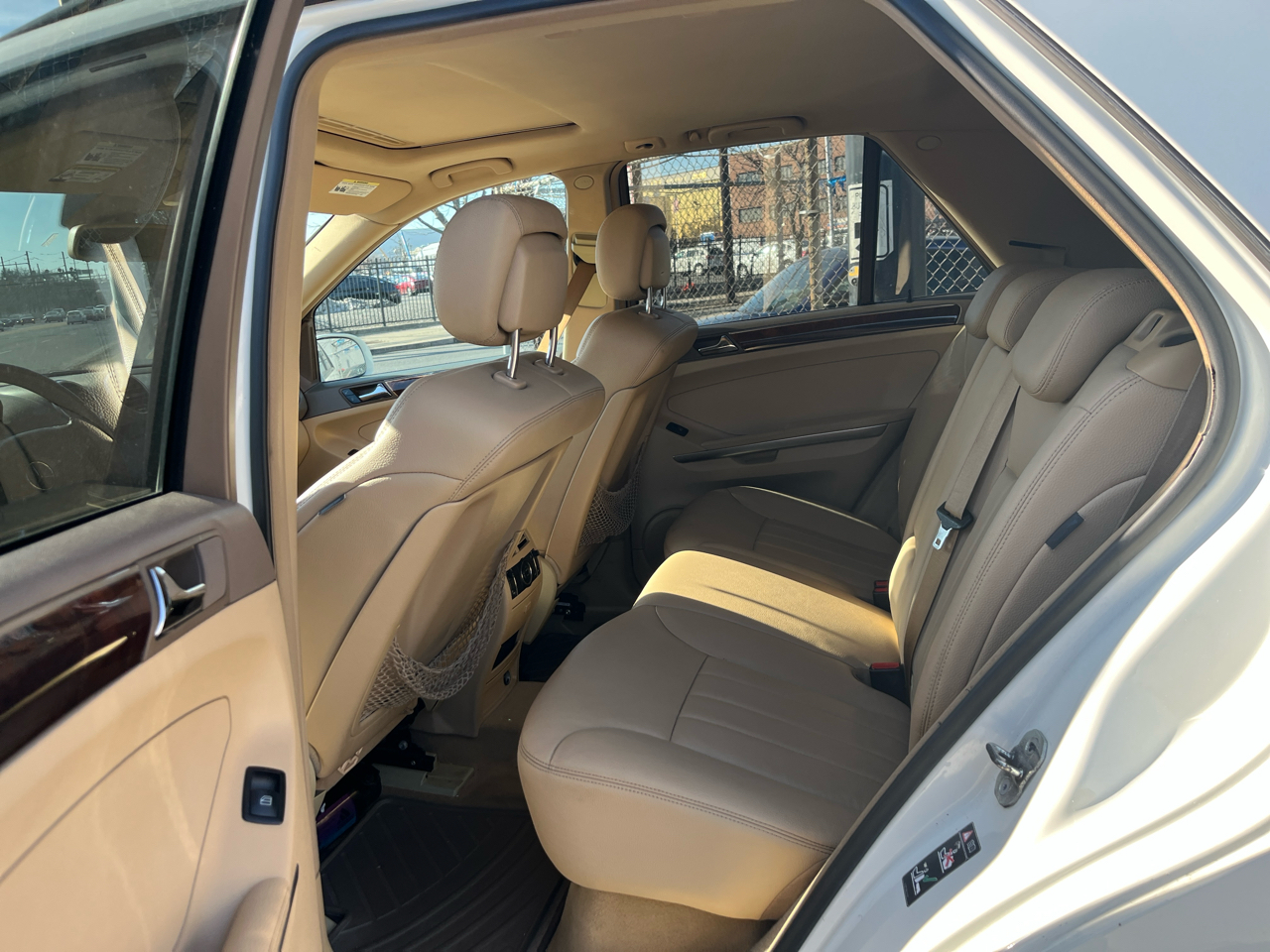 Mercedes-Benz M-Class 4MATIC 4dr 5.5L 2008