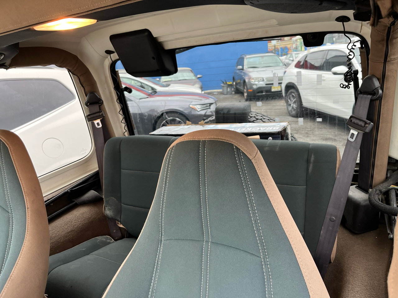 Jeep Wrangler 2dr Sahara 2001