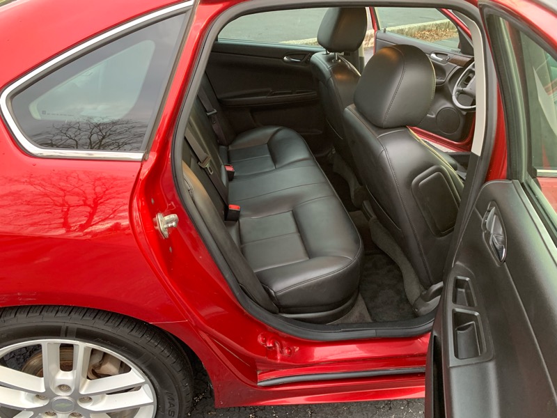 2014 Chevrolet Impala Limited LTZ Fleet photo 2