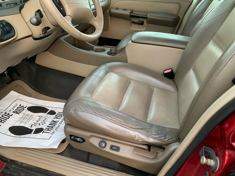 Ford Explorer Sport Trac XLT 4WD 2004