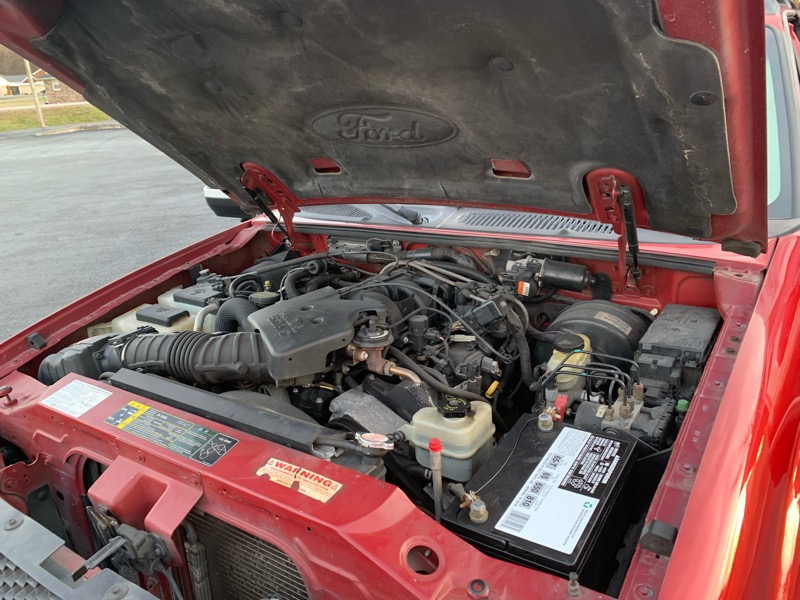 Ford Explorer Sport Trac XLT 4WD 2004