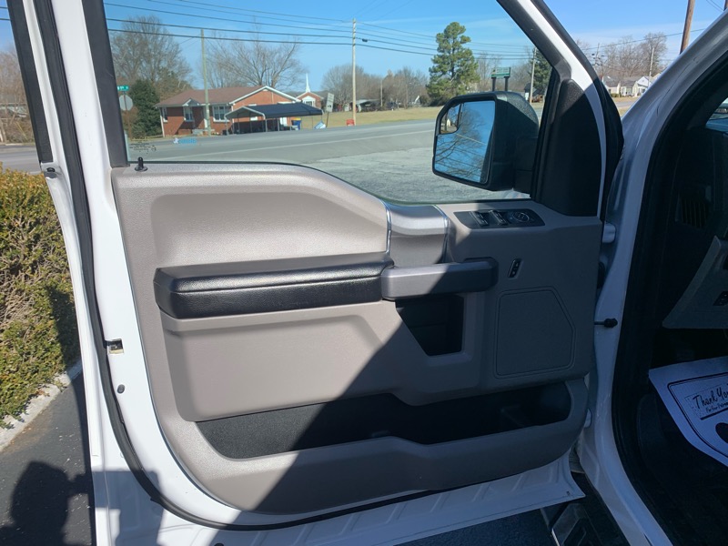 Ford F-150 XLT SuperCrew 6.5-ft. Bed 4WD 2015