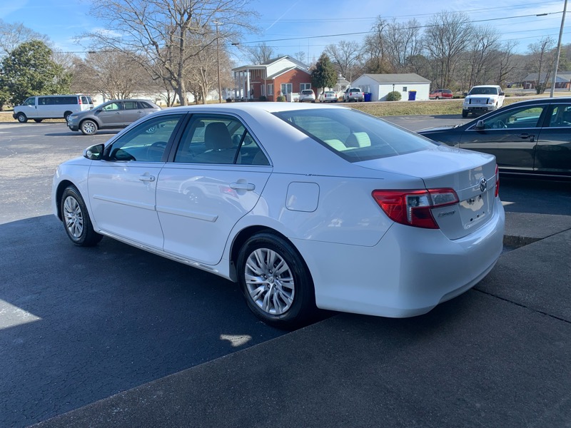 Toyota Camry LE 2014