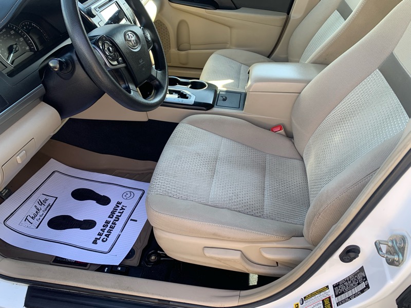 Toyota Camry LE 2014