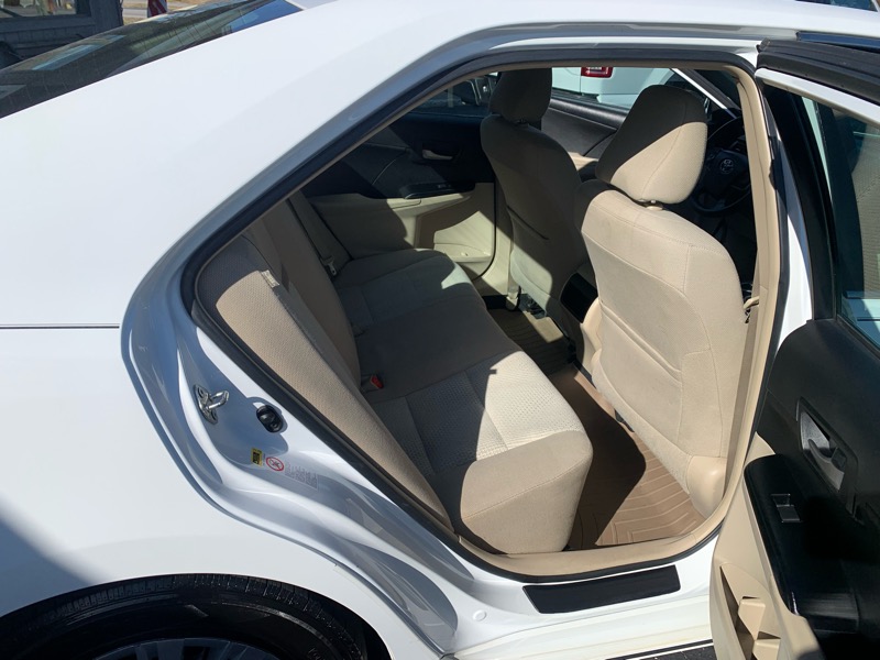 Toyota Camry LE 2014