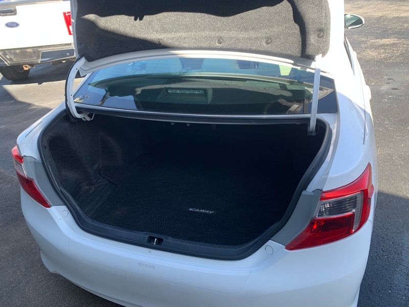 Toyota Camry LE 2014