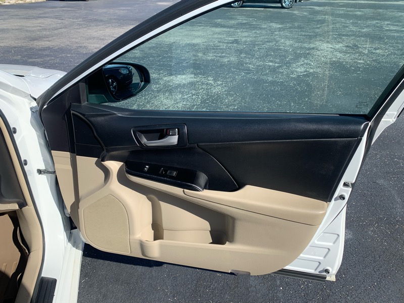 Toyota Camry LE 2014