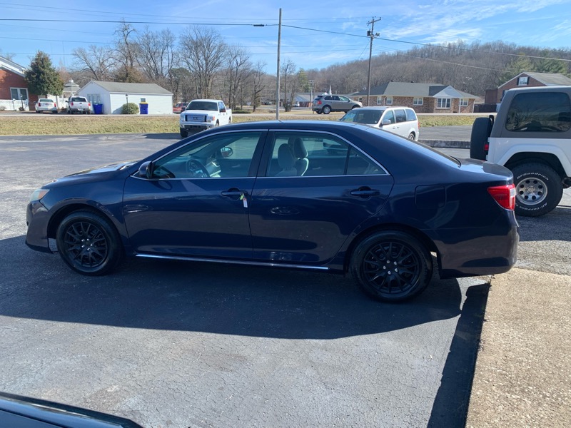 Toyota Camry LE 2014