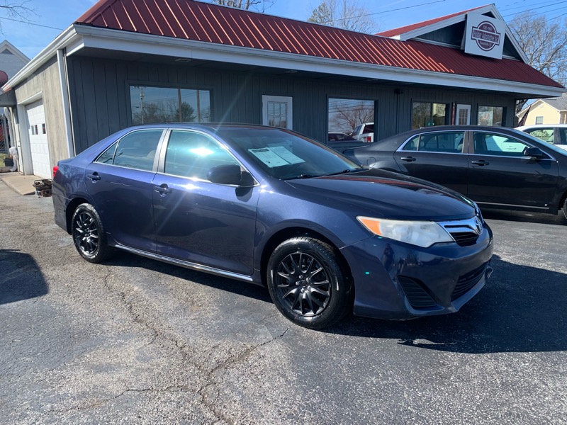 Toyota Camry LE 2014