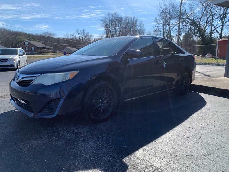 Toyota Camry LE 2014