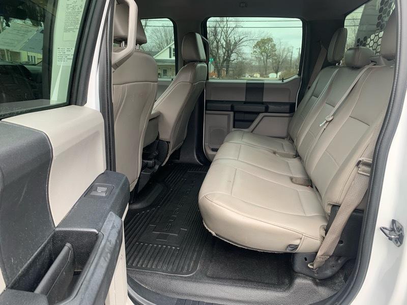 Ford F-350 SD XL Crew Cab Long Bed DRW 4WD 2019