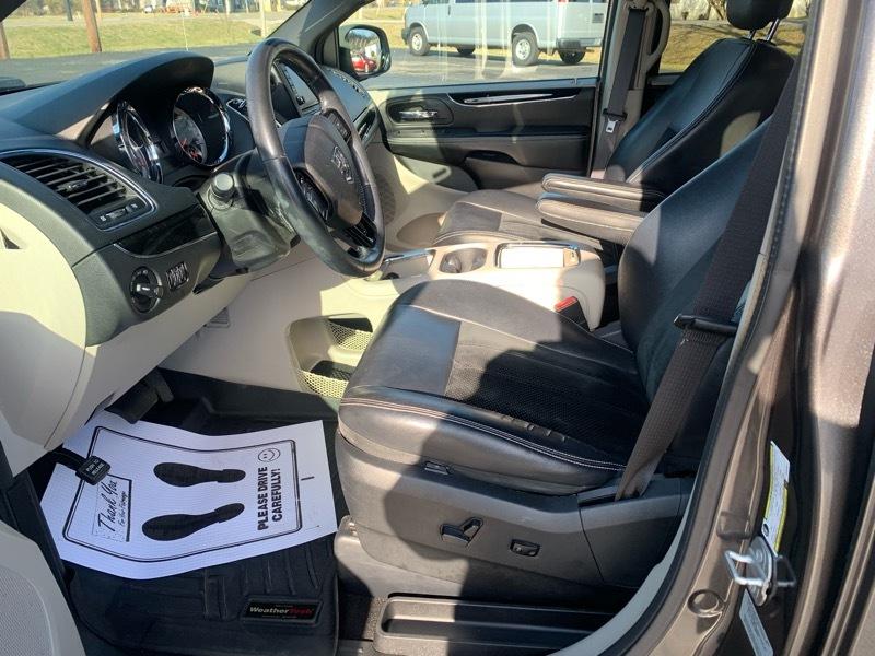 Dodge Grand Caravan SXT 2016