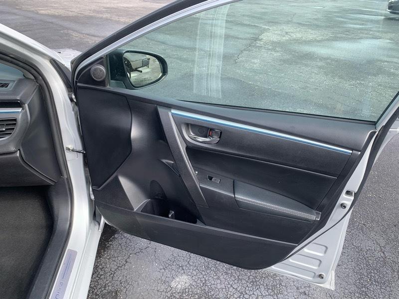 Toyota Corolla  2014