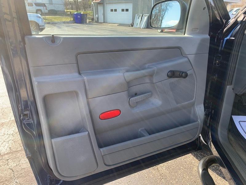 Dodge Ram 1500 ST 2WD 2006