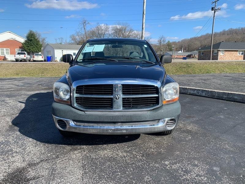 Dodge Ram 1500 ST 2WD 2006