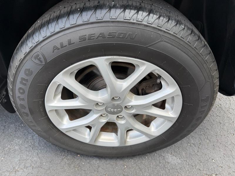 Jeep Cherokee Latitude 4WD 2017