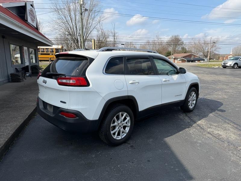 Jeep Cherokee Latitude 4WD 2017