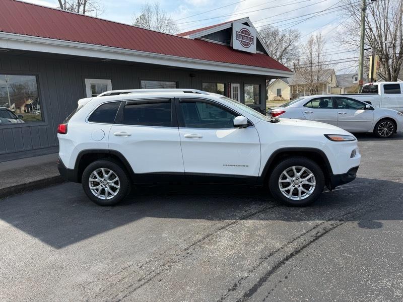 Jeep Cherokee Latitude 4WD 2017