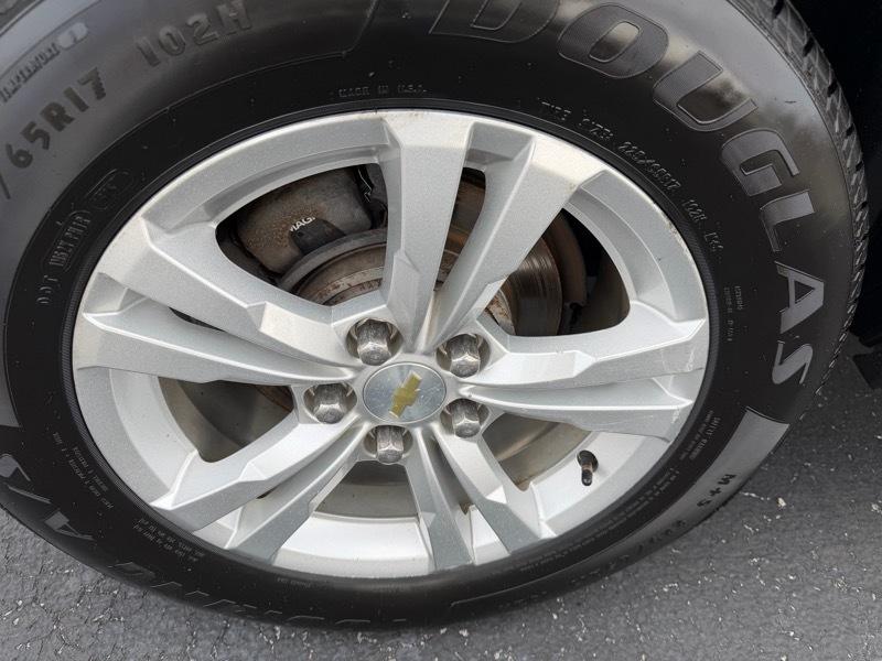 Chevrolet Equinox 1LT 2WD 2011