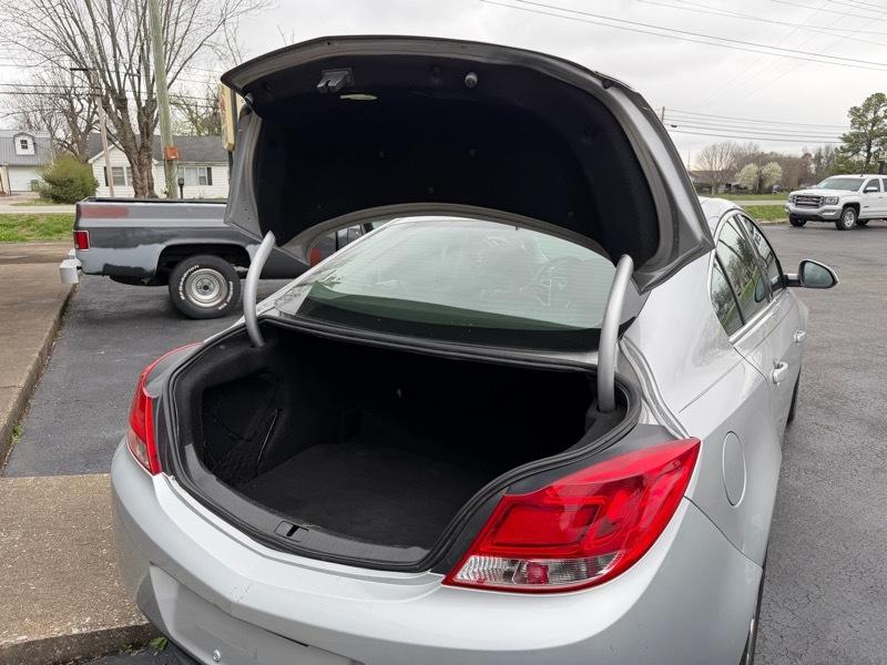 Buick Regal Base 2012