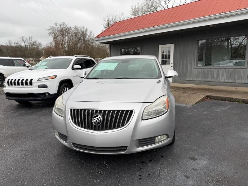 Buick Regal Base 2012