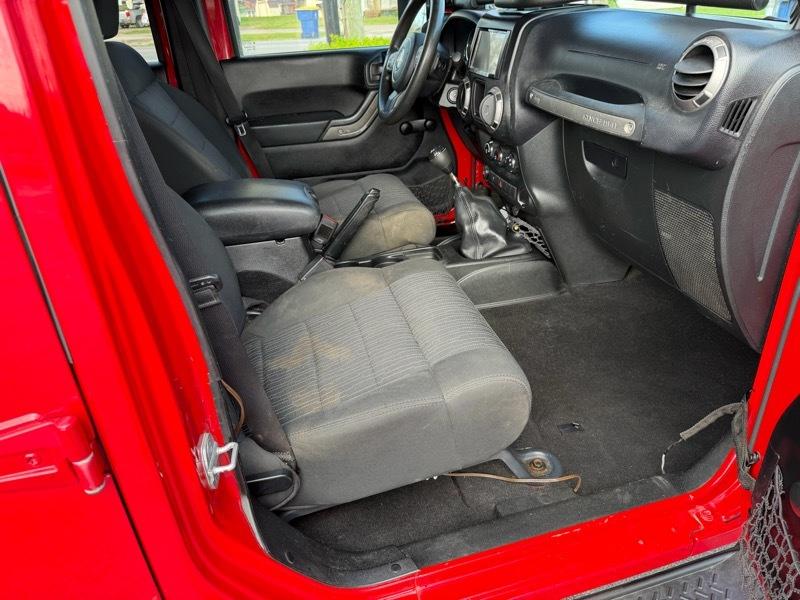 Jeep Wrangler Unlimited Sport 4WD 2012