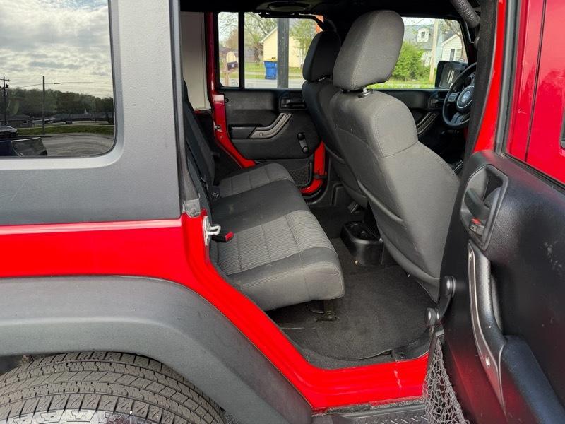 Jeep Wrangler Unlimited Sport 4WD 2012