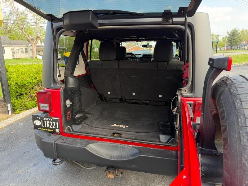 Jeep Wrangler Unlimited Sport 4WD 2012