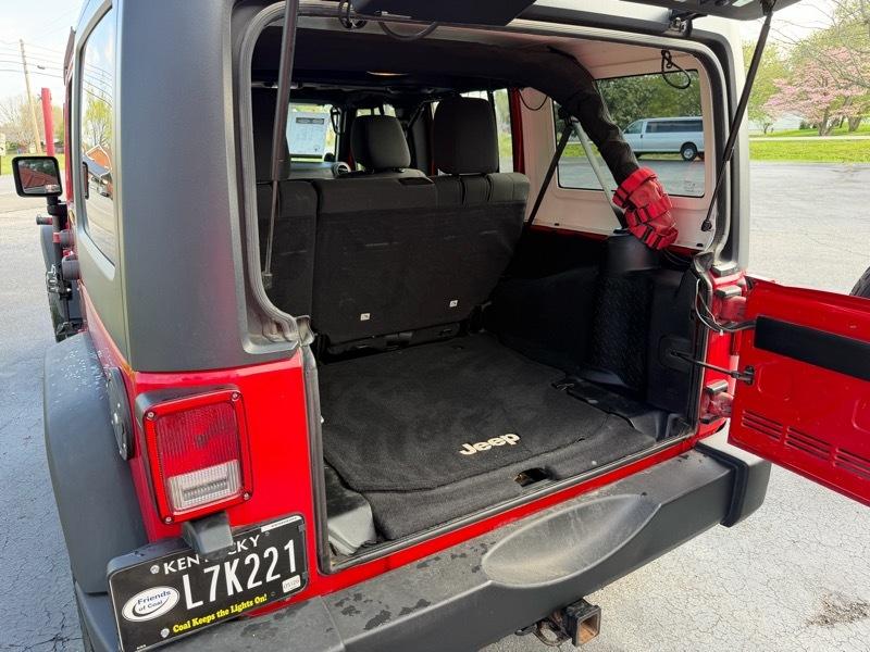 Jeep Wrangler Unlimited Sport 4WD 2012