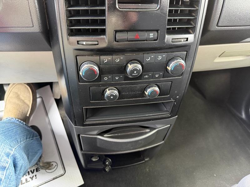 Dodge Grand Caravan SE 2009