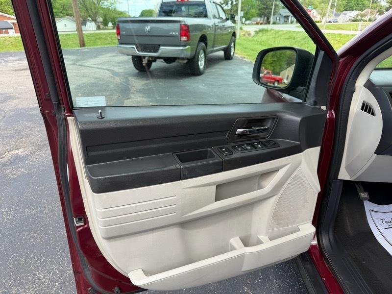 Dodge Grand Caravan SE 2009