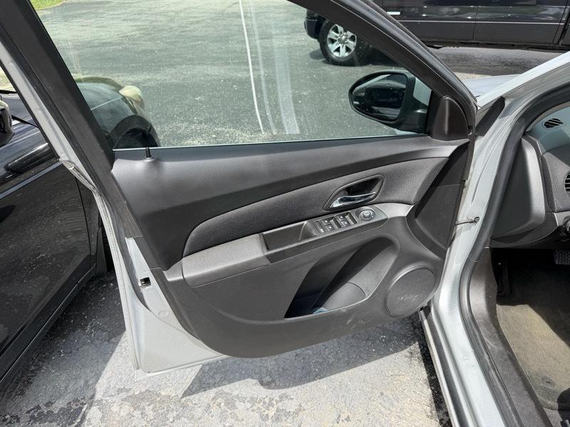 Chevrolet Cruze 1LT Auto 2013