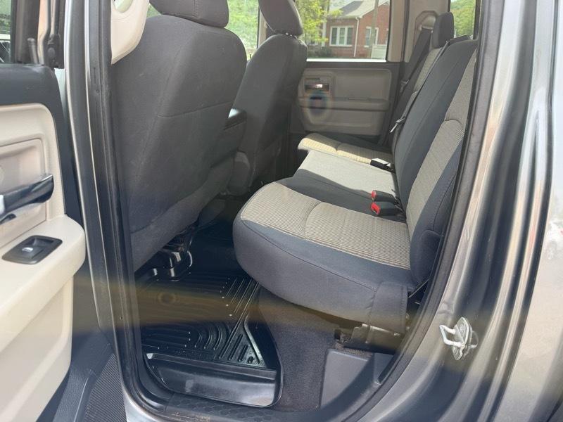 RAM 1500 SLT Quad Cab 4WD 2010