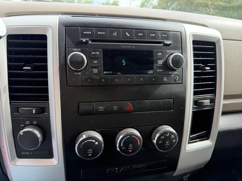 RAM 1500 SLT Quad Cab 4WD 2010