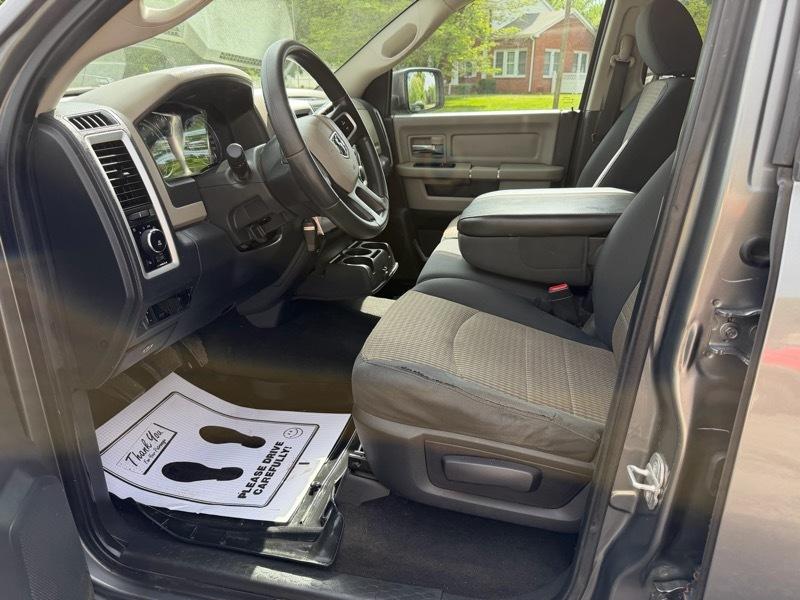 RAM 1500 SLT Quad Cab 4WD 2010