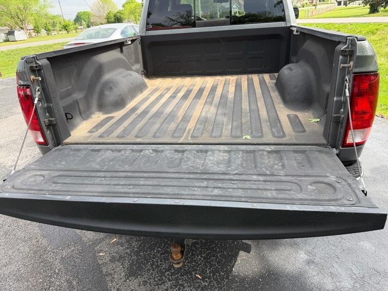 RAM 1500 SLT Quad Cab 4WD 2010