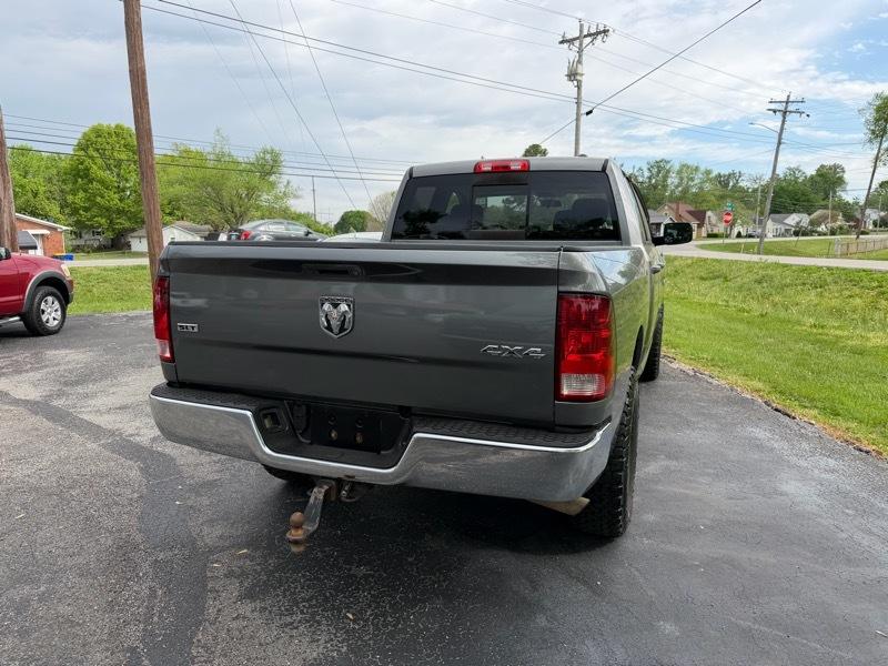 RAM 1500 SLT Quad Cab 4WD 2010