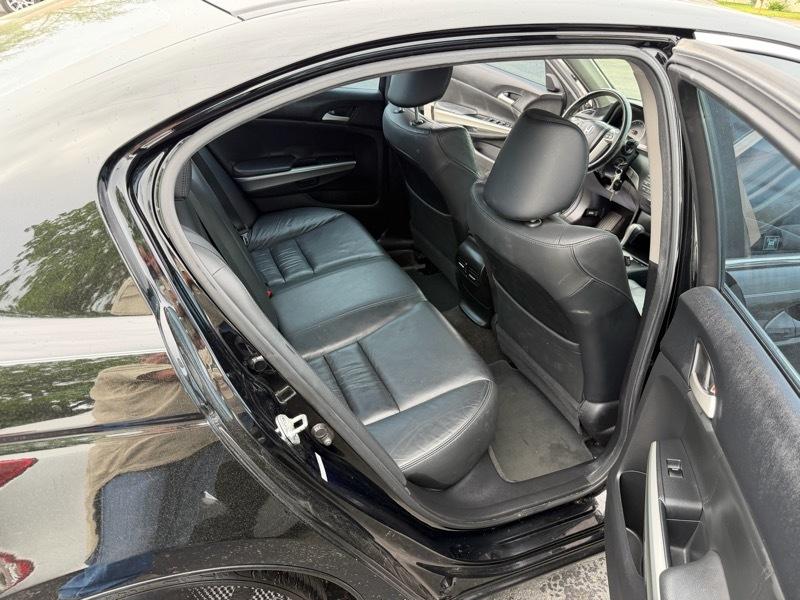 Honda Accord EX-L Sedan AT 2010