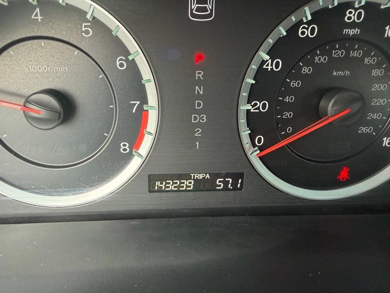 Honda Accord EX-L Sedan AT 2010