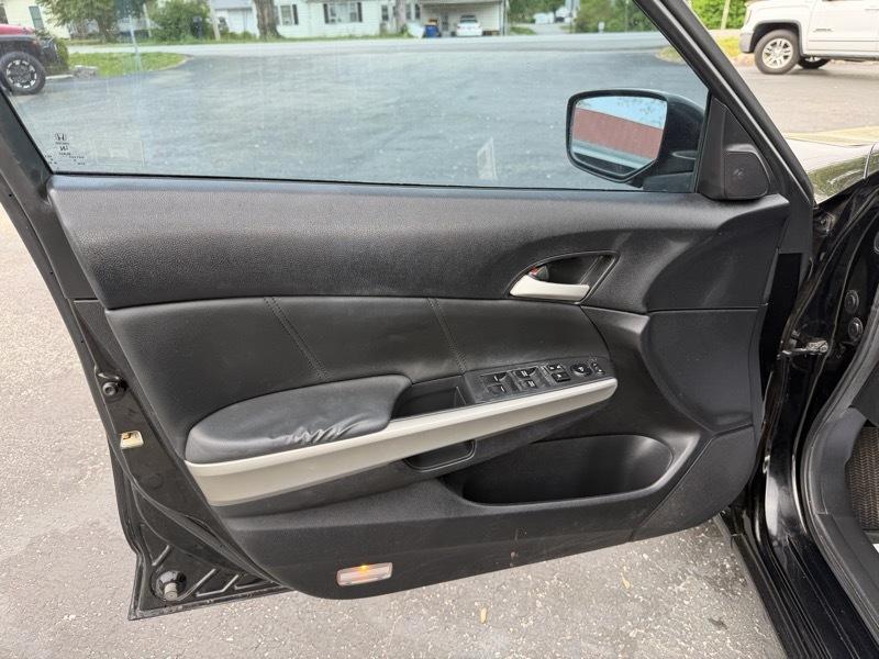 Honda Accord EX-L Sedan AT 2010