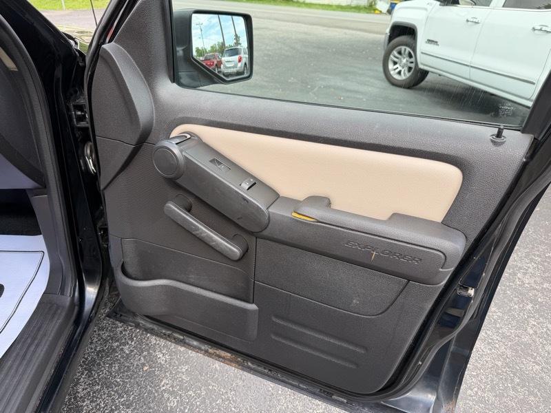 Ford Explorer Sport Trac Limited 4.6L 4WD 2007