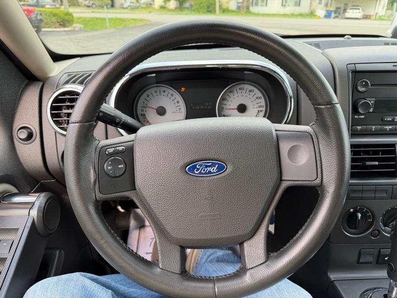 Ford Explorer Sport Trac Limited 4.6L 4WD 2007