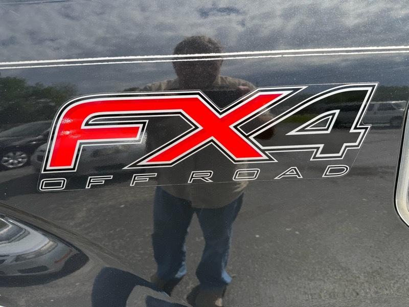 Ford F-150 FX4 SuperCrew 5.5-ft. Bed 4WD 2013